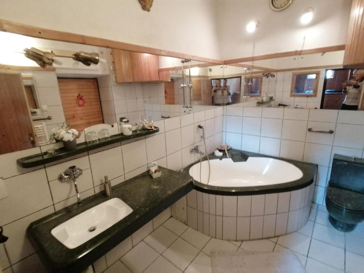 Gothic House Apartments Kremnica Zewnętrze zdjęcie